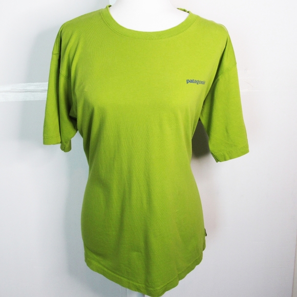 Patagonia Tops - VTG Patagonia Moss Green Multi Palm Tree Graphic M